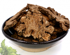 川穹（Rhizoma Chuanxiong）