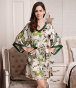 女式睡裙（Women's nightgown.）